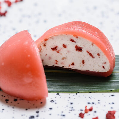 Мочи Клубника в Under the sea по цене 330 ₽