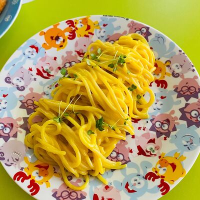 Макарошки с сыром чеддер в Мираж по цене 275 ₽