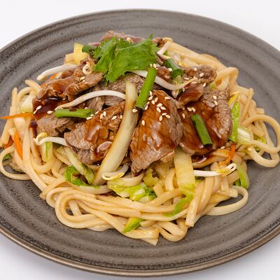 Батми кхау сал говядина в Пхукет по цене 589 ₽