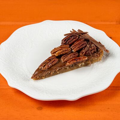 Тарт ореховый с пеканом в Сорренто by Novikov по цене 600 ₽