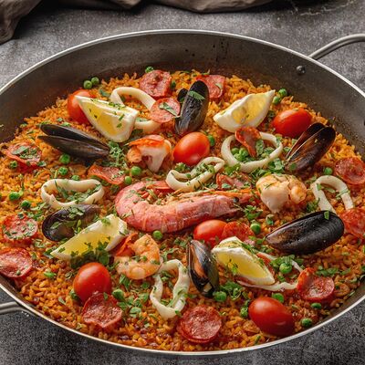 Паэлья с морепродуктами в Duran Bar & Grill по цене 1399