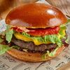 Чизбургер с печеным перцем и котлетой из мраморной говядины в BBQ Beer Restaurant по цене 900