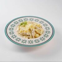 Феттуччине с курицей и грибами в Фабрика