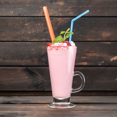 Молочно-клубничный коктейль в Генацвале на Арбате - грузинский ресторан по цене 650 ₽