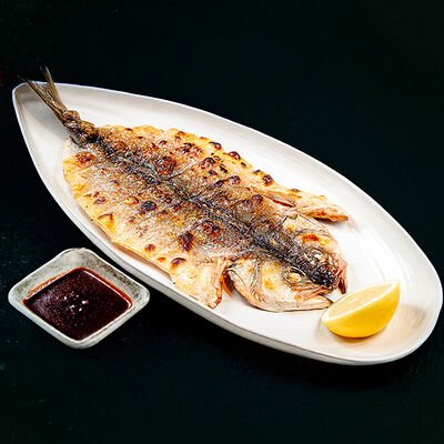 Дорадо на гриле в Mr. Lee по цене 3900 ₽