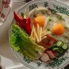Яичница с жареной мортаделлой, садовыми овощами и френч-фрайс в Salone pasta & bar по цене 950