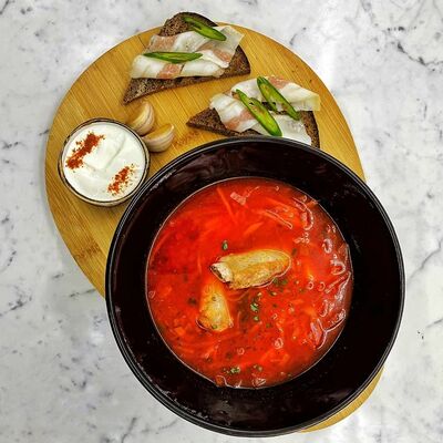 Борщ в Oscar по цене 400 ₽