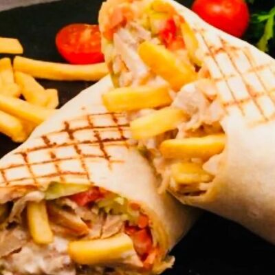 Таук с курицей в Шашлычная наУглях по цене 420 ₽