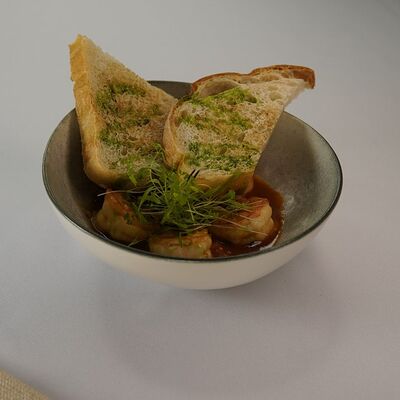 Креветки в соусе том-ям в Игристо по цене 760 ₽