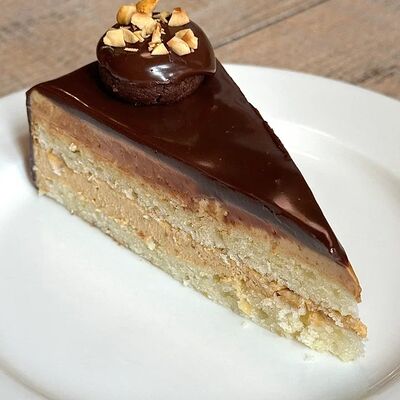 Карамельныйв Дача по цене 300 ₽