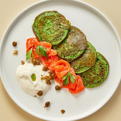 Оладьи из цукини с форельюв Регано по цене 795 ₽