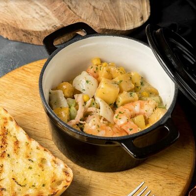 Морепродукты в горшочке в Mesto Sushi & Grill по цене 580