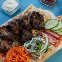 Шашлык из говядины в Nash Kebab