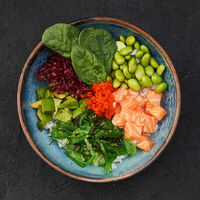 Поке боул с лососем в Mojo