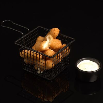 Сырные палочки S в Шашлыки и Шаурма по цене 220 ₽