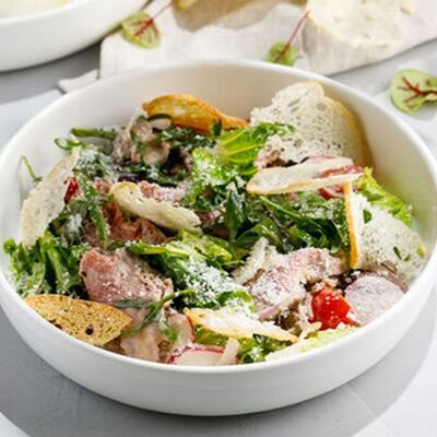 Салат с ростбифом в Мангал&Грузия по цене 890 ₽