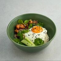 Пад Гапрао с курицей в Chang