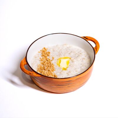 Каша овсяная на коровьем молоке в Мираж по цене 195 ₽