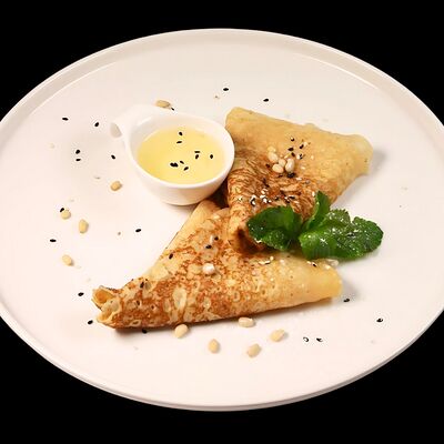 Блинчики с мёдом в Beer & Fire Grill по цене 347 ₽