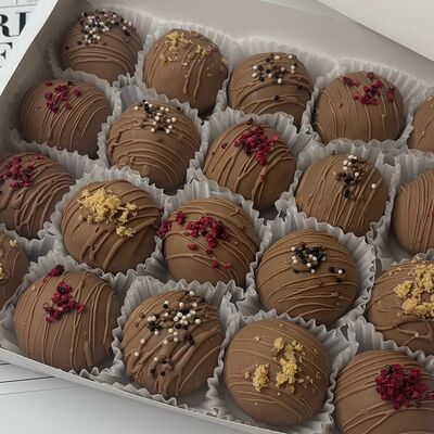 Пирожное Картошка в Кондитерская Конфетка Питер по цене 3800 ₽