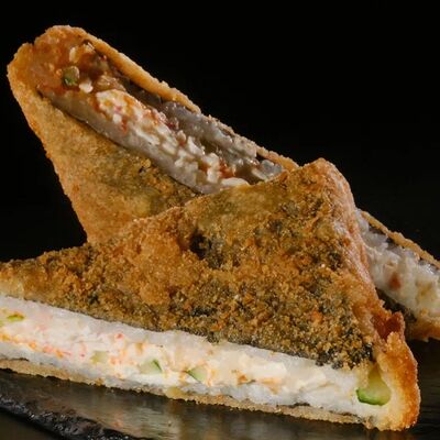 Жареный Сэндвич с курицей терияки в Sushi cat по цене 499 ₽