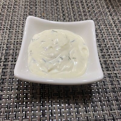 Соус чесночный белый в Шашлык House по цене 200 ₽