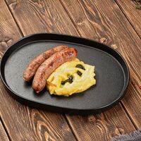 Колбаски гриль свиные с картофельным пюрев Паб 357