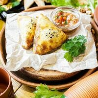 Самса с курицей в Дади