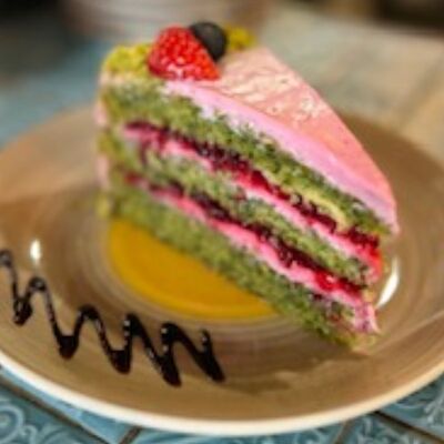 Торт Шпинатный в Iris по цене 270 ₽