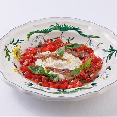 Томаты с анчоусами и страчателлой в Mela по цене 1560 ₽