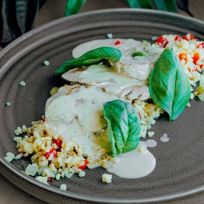 Свиные медальоны с булгуром и овощами в Take IT EasyCentre по цене 475 ₽