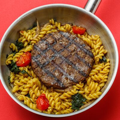 Бифштекс из мраморной говядины в Перчини на огне по цене 720