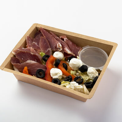 Фреш салат с прошутто и творожным сыром в UPPETIT по цене 423 ₽