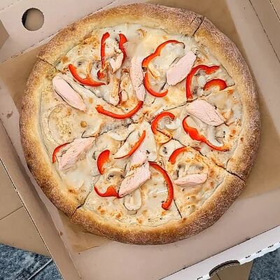 С курицей в Luxury по цене 420 ₽