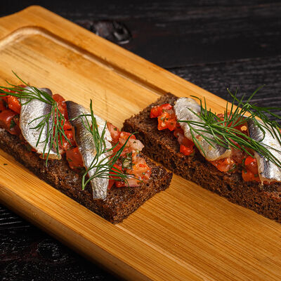 Тапасы с анчоусом в Good Company по цене 250 ₽