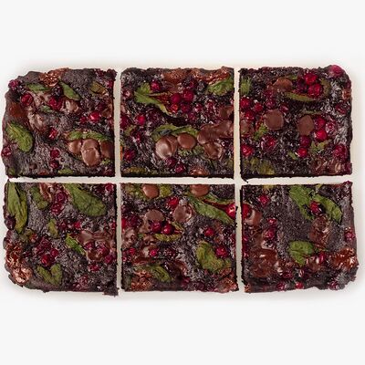 Брауни с клюквой и перечной мятой Vegan в Brave goodies по цене 280 ₽
