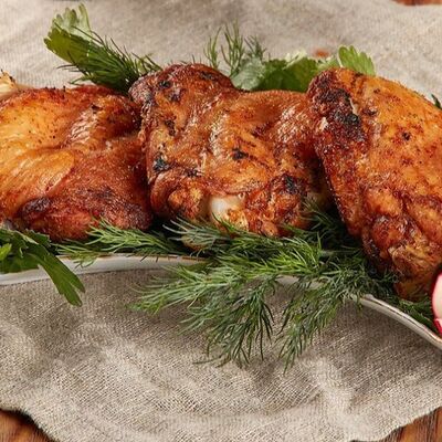 Шашлык из куриного бедрышка в ШАШЛЫК & BBQ по цене 970 ₽