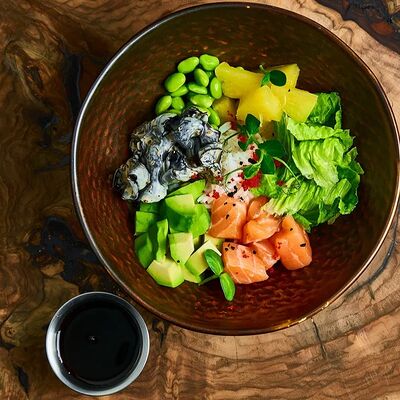 Поке с лососем и ананасом в Мята signature 2ФР по цене 1100 ₽