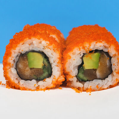 Калифорния с лососем в Русалочка любит суши по цене 690 ₽