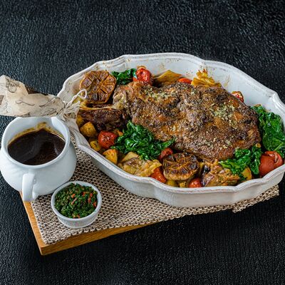 Лопатка ягненка по-тоскански в Florentini City Café по цене 7690 ₽