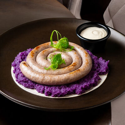 Колбаска куриная с вяленой грушей и горгонзолой в Бибирево по цене 1300 ₽