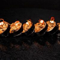 Опаленный с мидией в DiVa Rolls