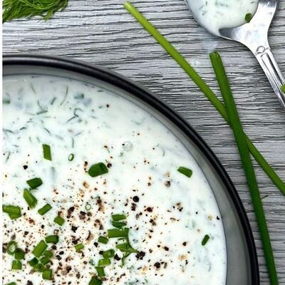 Сметана-зелень в Хорошие Хинкали по цене 55 ₽