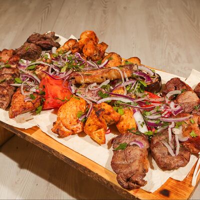 Шашлык Великолепная семерка в Троя по цене 4900 ₽