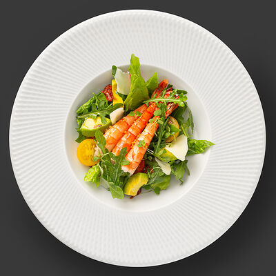 Рукола с креветками и печёным перцем в Secret Kitchen по цене 780 ₽