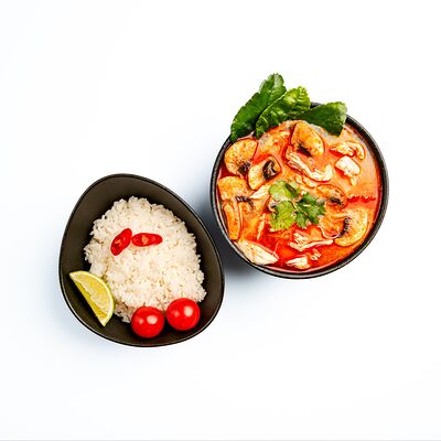 Том Ям с курицейв Суши Две палки по цене 470 ₽