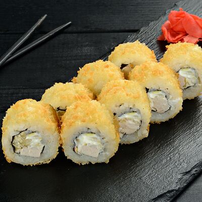 Жареный с курицей в Васаби пеперони по цене 600 ₽