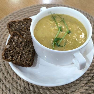 Чечевичная похлебка с гренкой от нутрициолога Татьяны Мазиной в ProЗёрна по цене 180 ₽