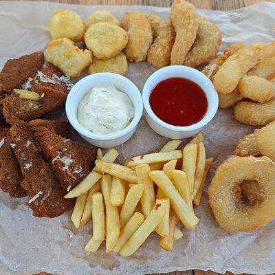 Ассорти блюд во фритюре в АРЦАХ по цене 1299 ₽