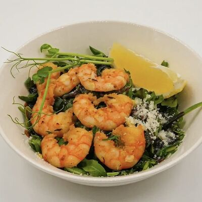Салат с рукколой и креветками в Лали Хинкали по цене 1940 ₸